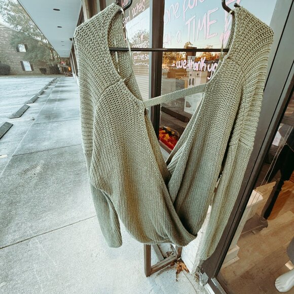 MOON AND MADISON XL - Picture 2 of 2